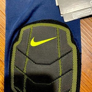 Nike Pro Combat Hyperstrong Padded Elbow/Arm Sleeve NWT (Navy)